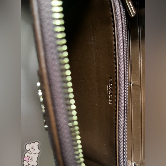 Brown coach wallet - Picture 6 of 8
